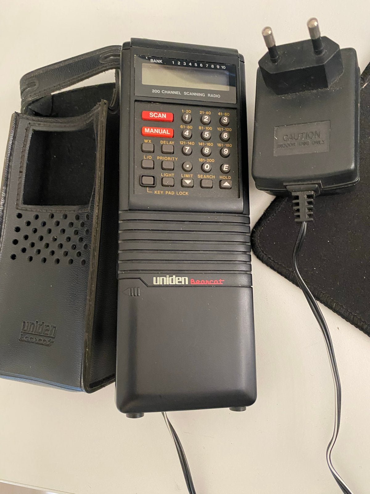 Uniden Bearcat UBC200XLT Scanner met Oplader en Hoes, Telecommunicatie, Portofoons en Walkie-talkies, Ophalen, Gebruikt, 15 km of meer