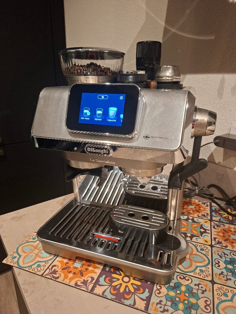 Espressomachine / koffiemachine, Ophalen, 10 kopjes of meer, Koffiemachine, Koffiebonen