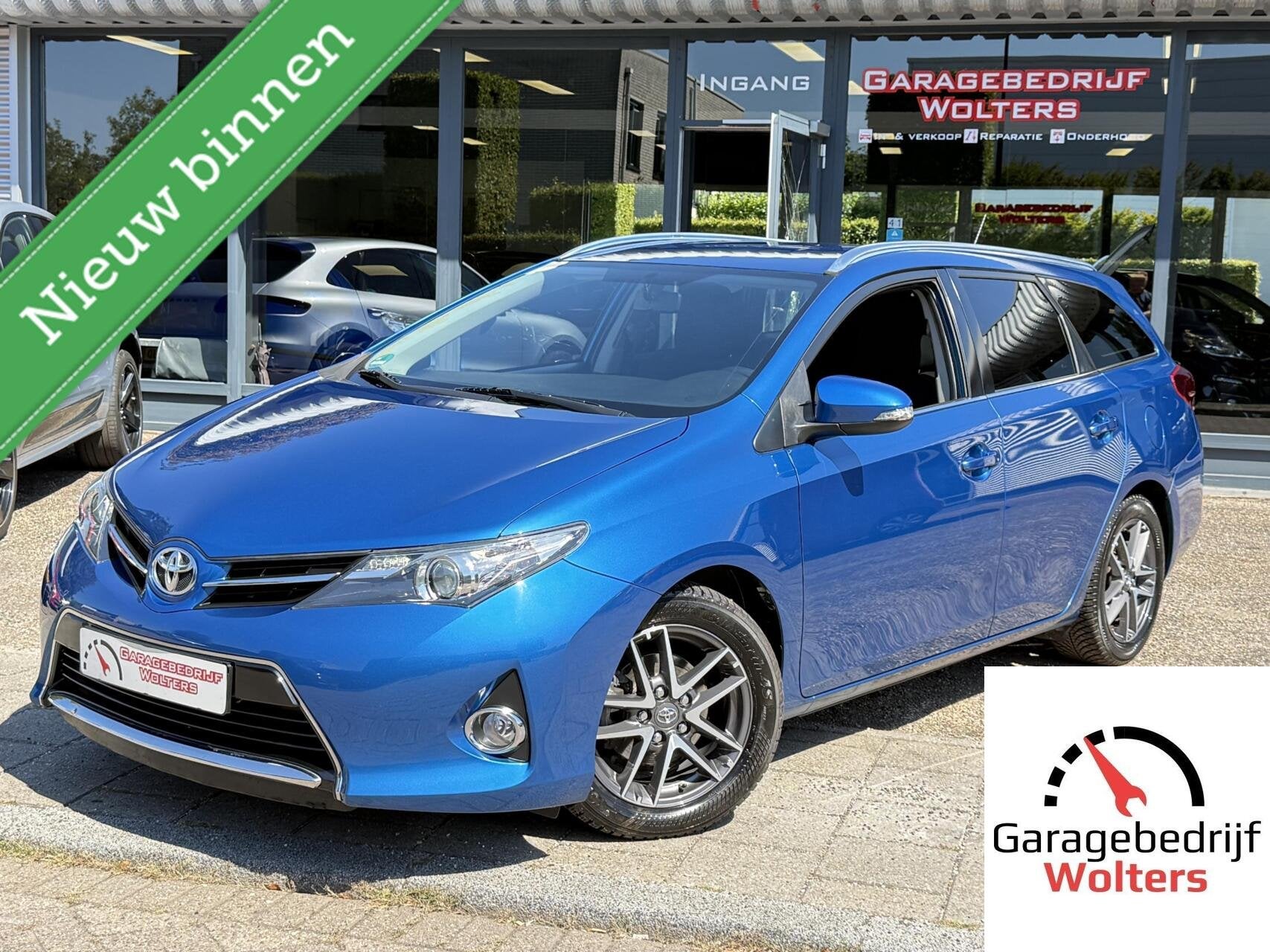 Toyota Auris Touring Sports 1.6 Dynamic AUTOMAAT 97DKM, Auto's, Toyota, Stof, Gebruikt, Zwart, Met garantie (alle)