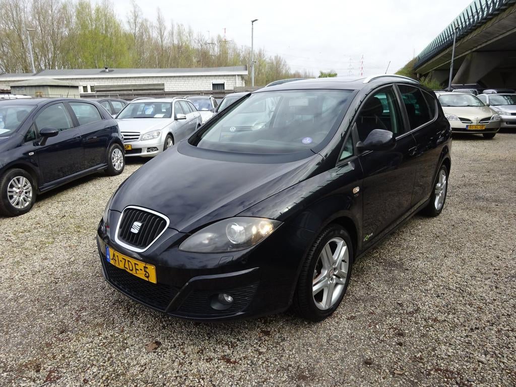 Seat Altea XL 1.2 TSI Ecomotive Businessline COPA, Navigatie, Voorwielaandrijving, Euro 5, Stof, Gebruikt