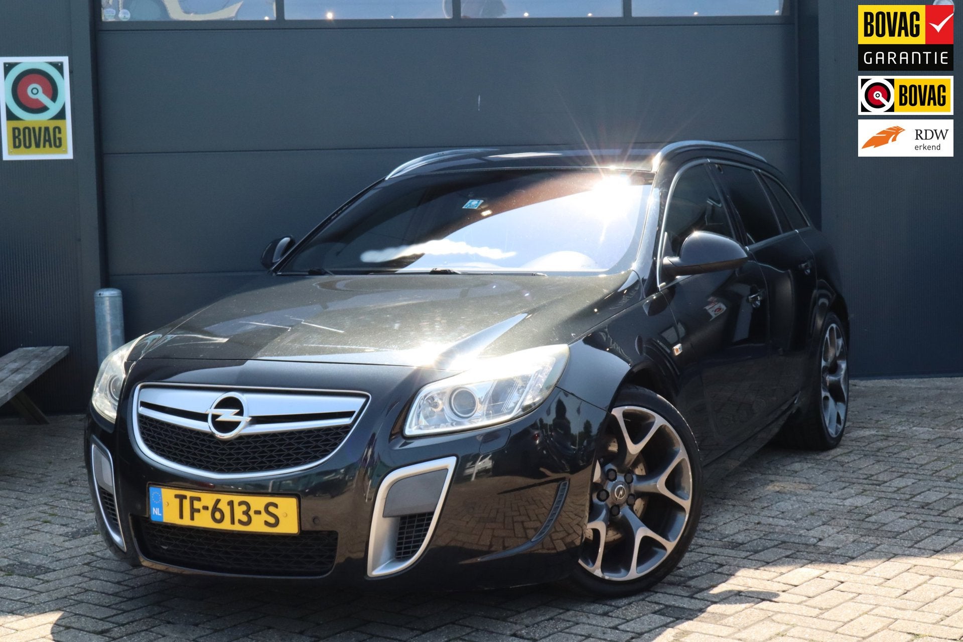 Opel Insignia Sports Tourer 2.8 T OPC 4x4-APK-top auto, Euro 5, Zwart, Handgeschakeld, 1700 kg