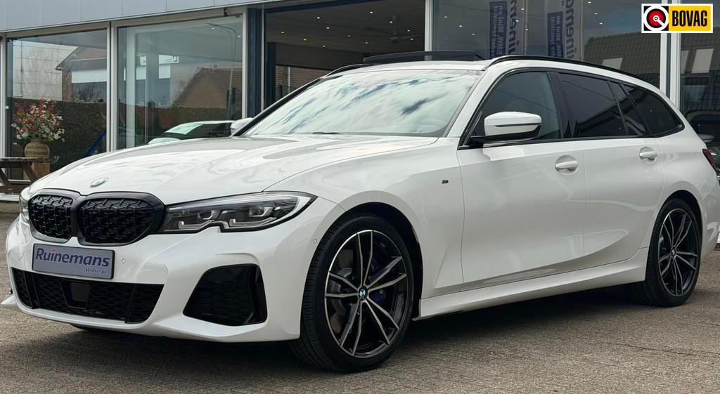 BMW 3-serie Touring M340i xDrive High Executive / PANO / LED, Auto's, BMW, Wit, 374 pk, Vierwielaandrijving, 2998 cc
