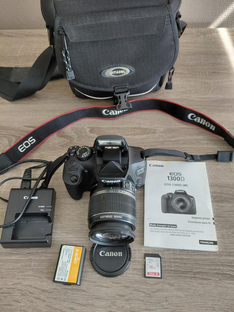 Canon EOS 1300D spiegelreflexcamera met WiFi, Gebruikt, Spiegelreflex, Canon, Ophalen of Verzenden