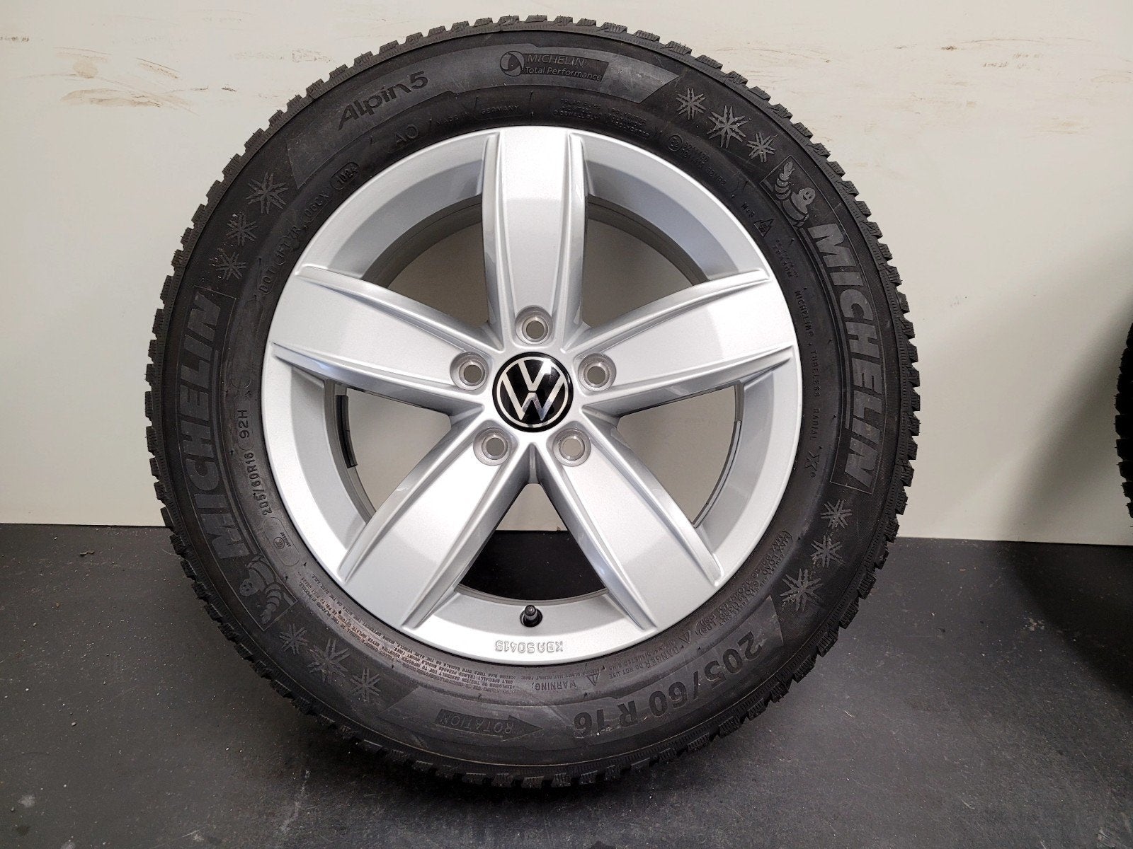 Nieuw 16 inch VW T-Roc velgen 205 60 16 winter seat skoda, Ophalen, 16 inch, Banden en Velgen, Nieuw