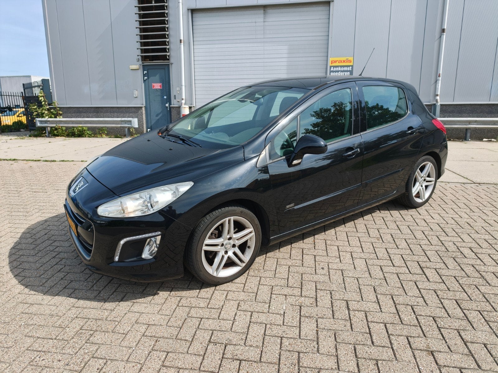 Peugeot 308 1.6 THP 115KW 5-DRS 2012 clima pdc nap apk, Voorwielaandrijving, Zwart, 1290 kg, 1650 kg
