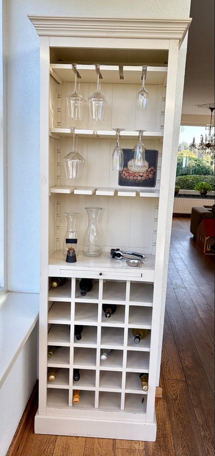 Witte houten wijnkast landelijke stijl (Rivièra Maison), Ophalen, Gebruikt
