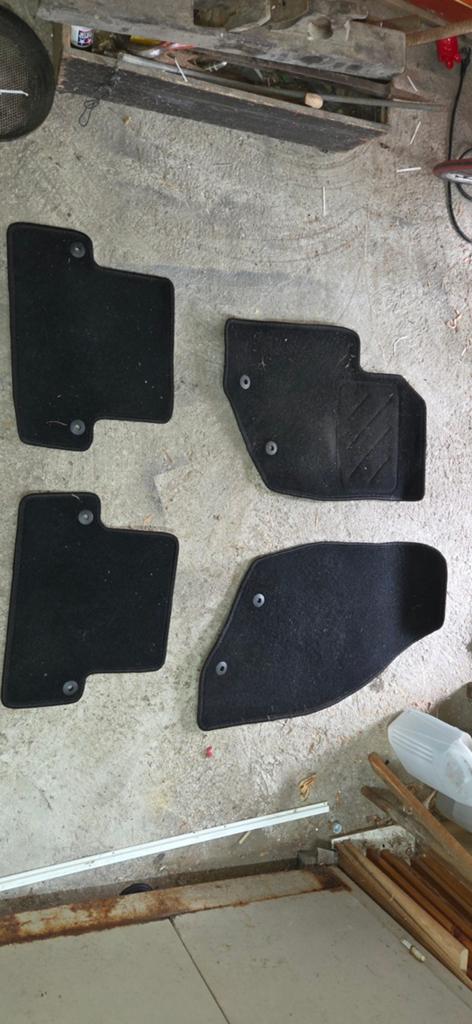 Volvo S60/S80/V70/XC70 mattenset, Ophalen of Verzenden, Volvo