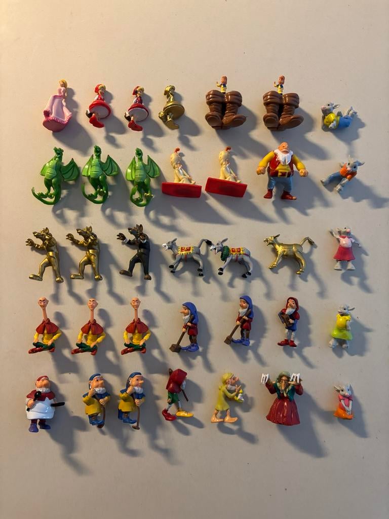 Emte Verzameling van 35 Efteling sprookjesfiguren oa gouden!, Verzamelen, Poppetjes en Figuurtjes, Zo goed als nieuw, Ophalen of Verzenden