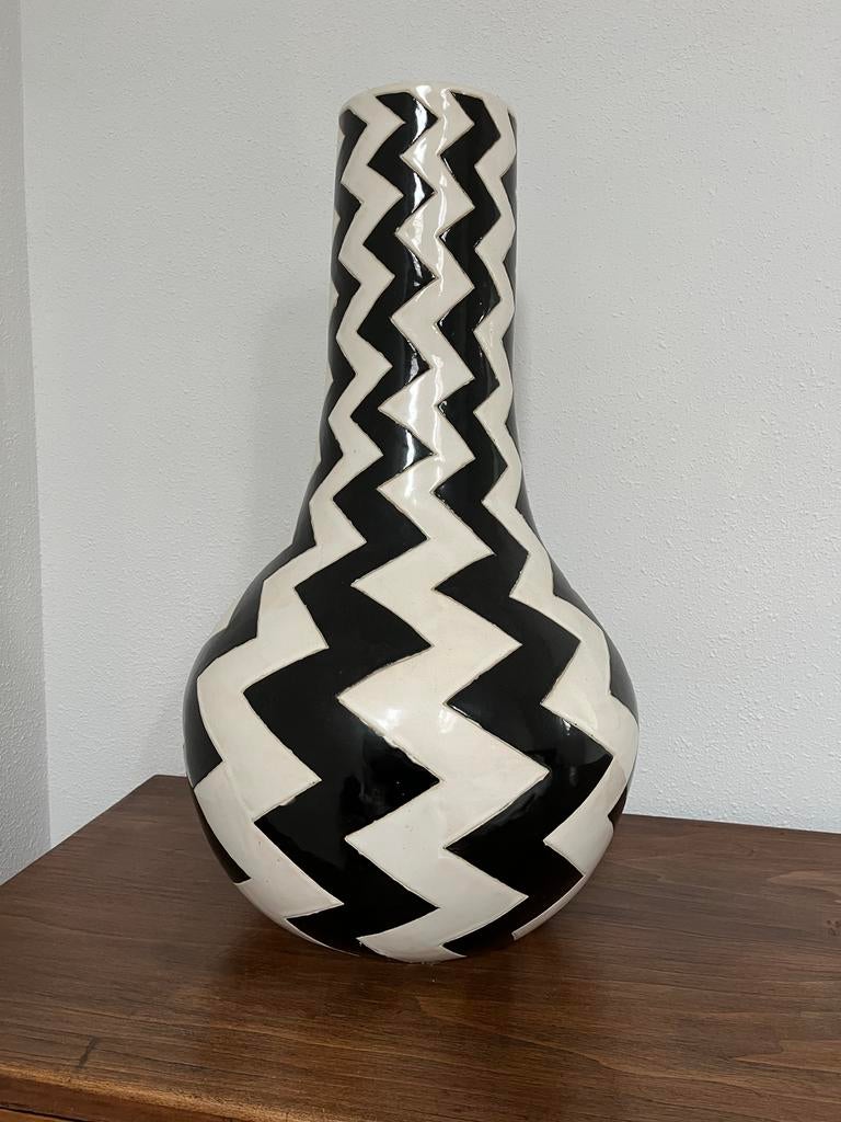 Grote Zwart-Witte Zigzag Vaas - Decoratieve Blikvanger, Ophalen, Overige kleuren, 50 tot 75 cm, Aardewerk of Porselein