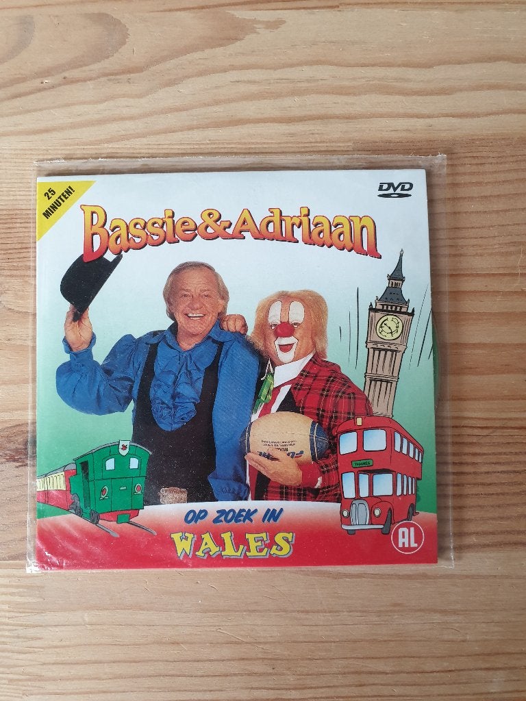 Nieuw/geseald- DVD- Bassie & Adriaan - Op zoek in Wales, Alle leeftijden, Ophalen of Verzenden, Nieuw in verpakking