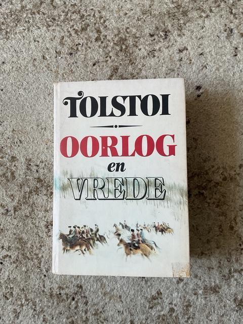 Oorlog en Vrede boek van Leo Tolstoi., Ophalen of Verzenden, Gelezen, Leo Tolstoi, Europa overig