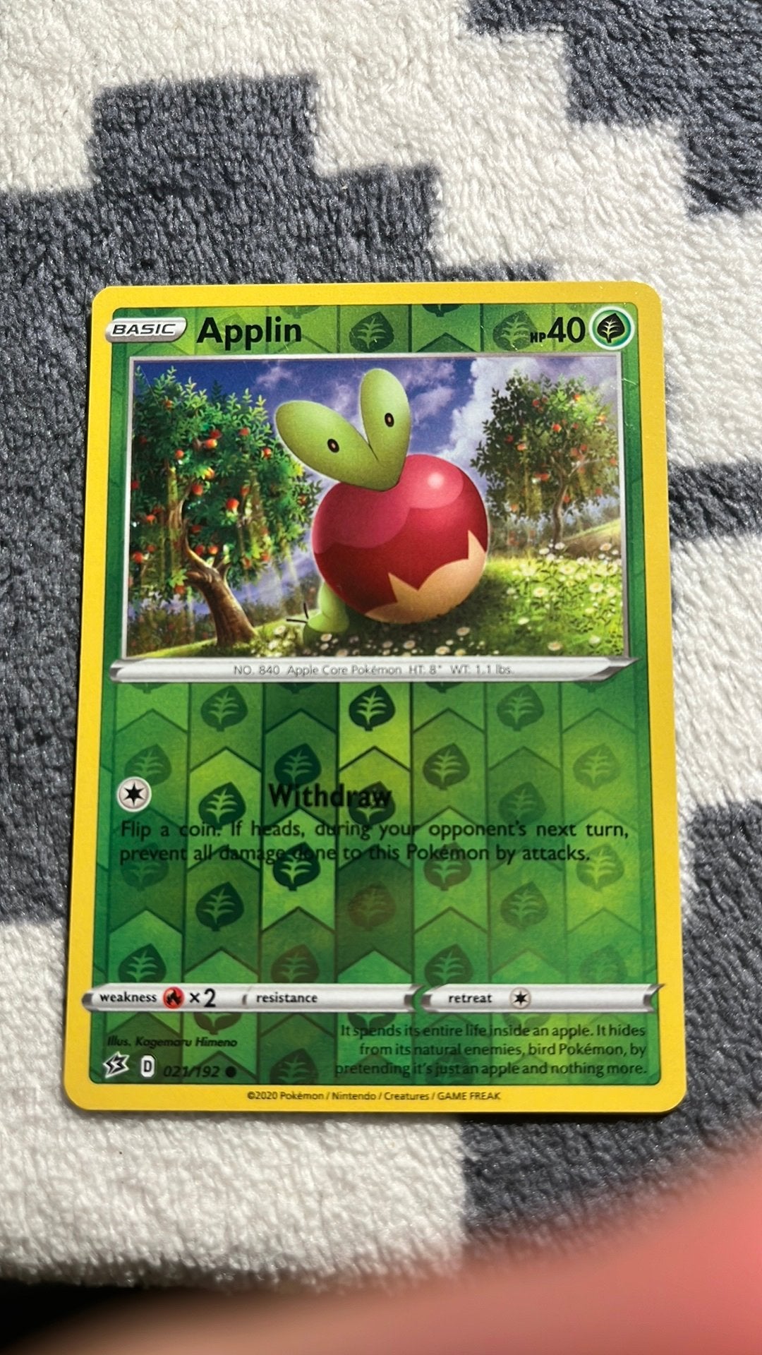Holo Pokémon kaart: Applin 021/192 - Goede staat, Ophalen of Verzenden, Zo goed als nieuw, Losse kaart, Foil