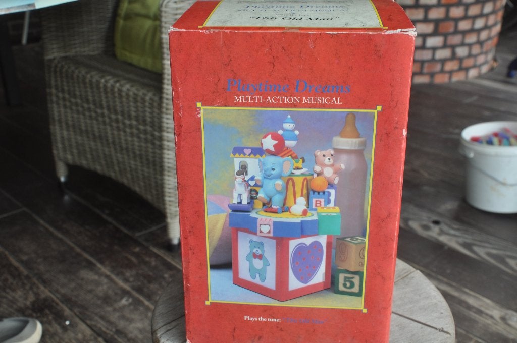 speeldoosje van Enesco, Ophalen of Verzenden, Zo goed als nieuw