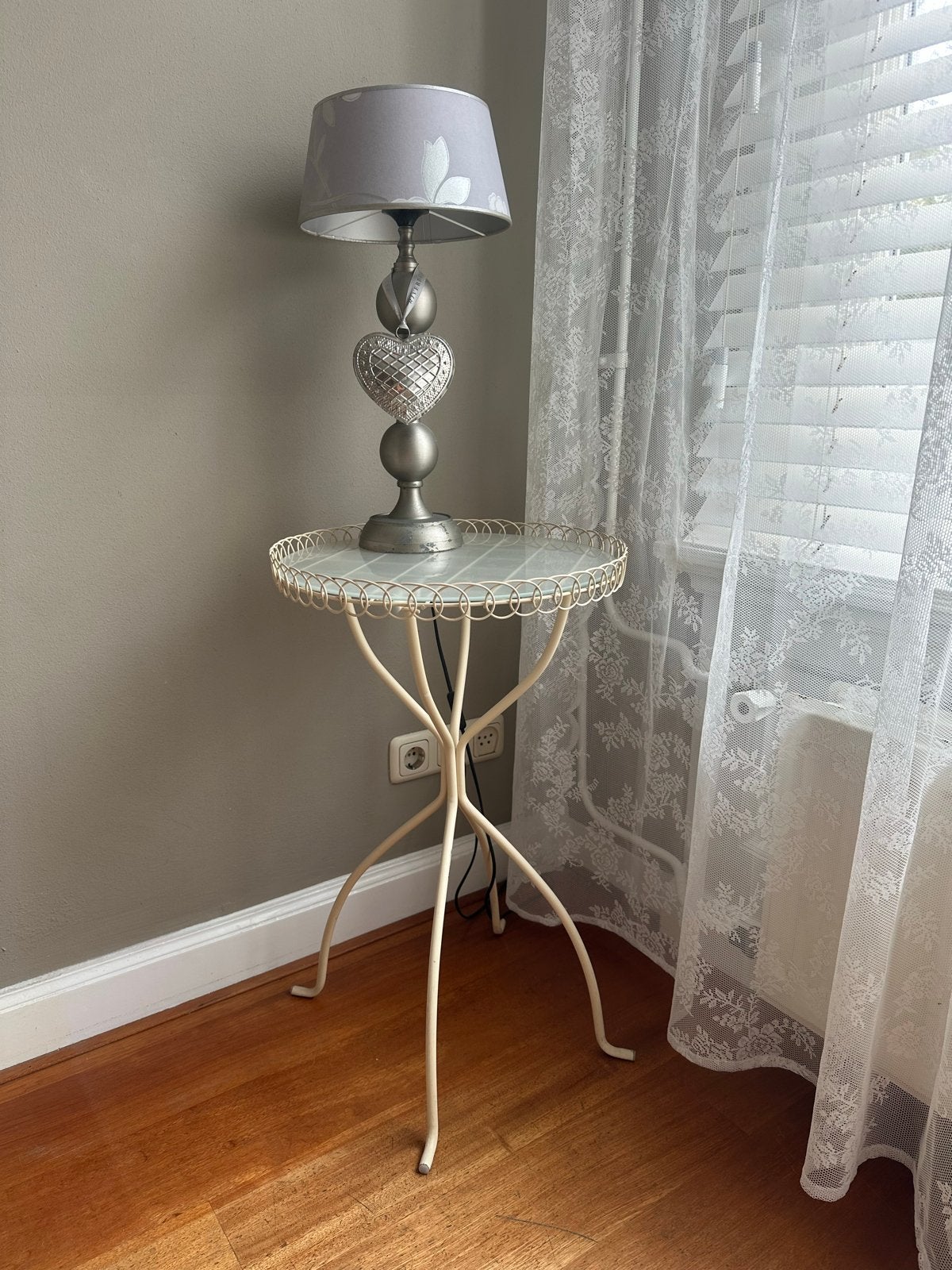 Bijzettafeltje, Minder dan 55 cm, Gebruikt, Rond, Glas