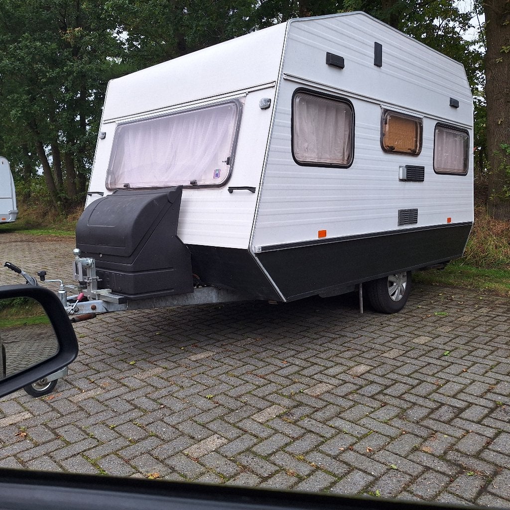 caravan Chateau Grandprix 364, Chateau, Omvormbare zithoek, Treinzit, Particulier