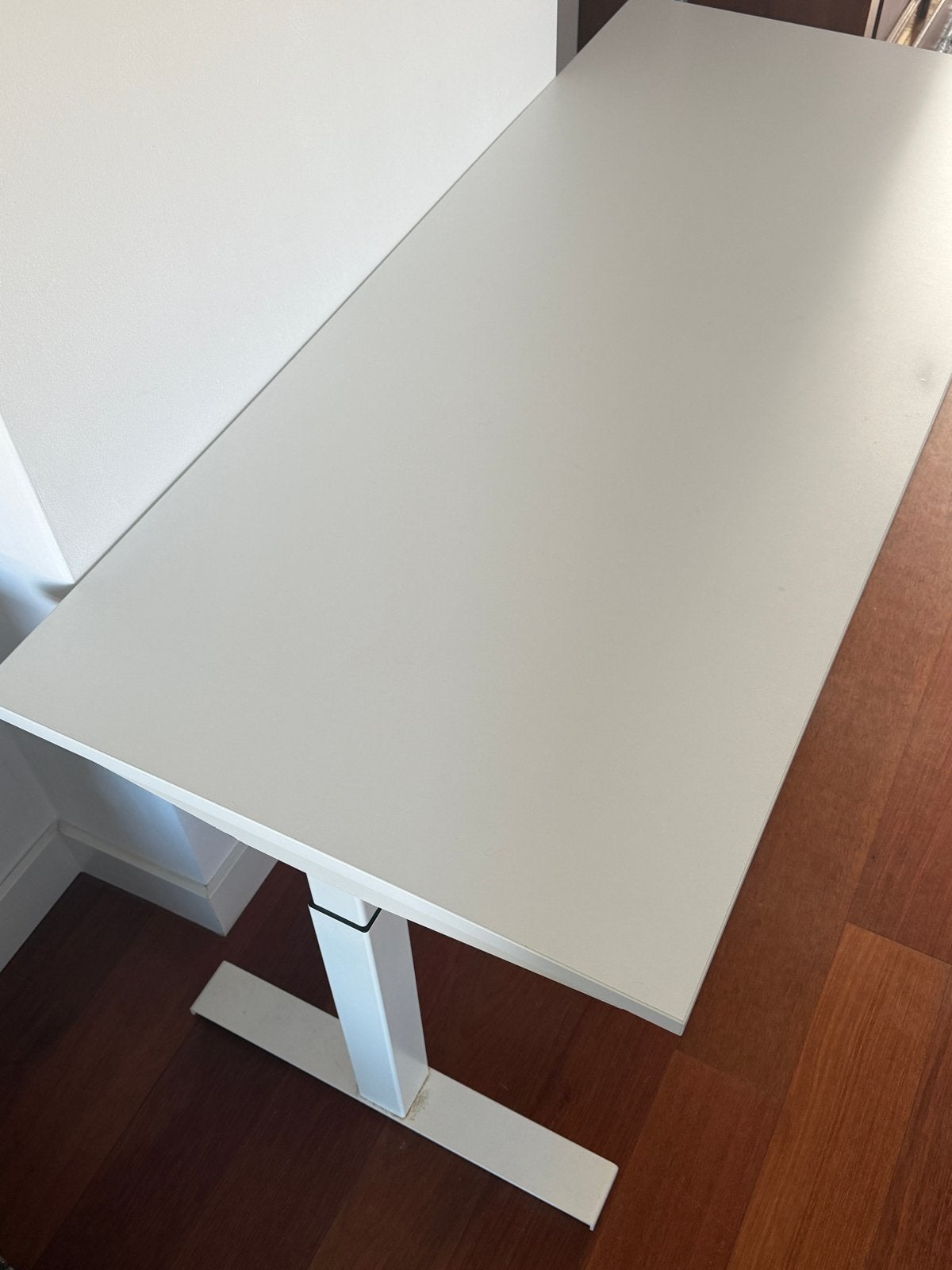 IKEA SKARSTA Zit-sta bureau wit - Handmatig verstelbaar, Ophalen, Zit-sta bureau, Spaanplaat of MDF, In hoogte verstelbaar