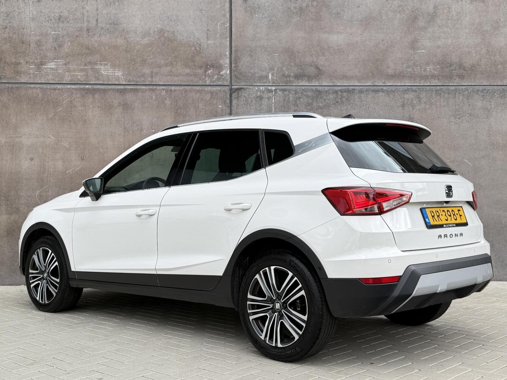 Seat Arona 1.0 TSI Xcellence Launch Edition | Camera | Full, Auto's, Parkeersensor, Stof, Gebruikt, Met garantie (alle)