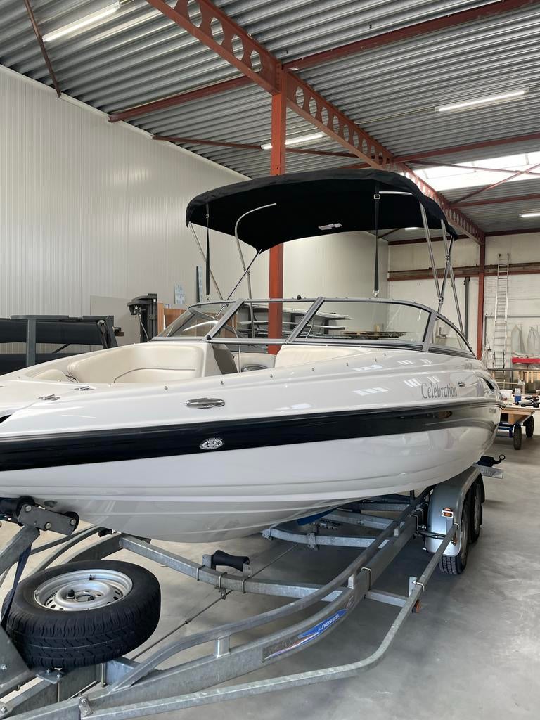 Te koop:Mooie crownline ss 19 speedboot open punt!, Watersport en Boten, Speedboten, Ophalen, Overige materialen, Gebruikt, 200 pk of meer