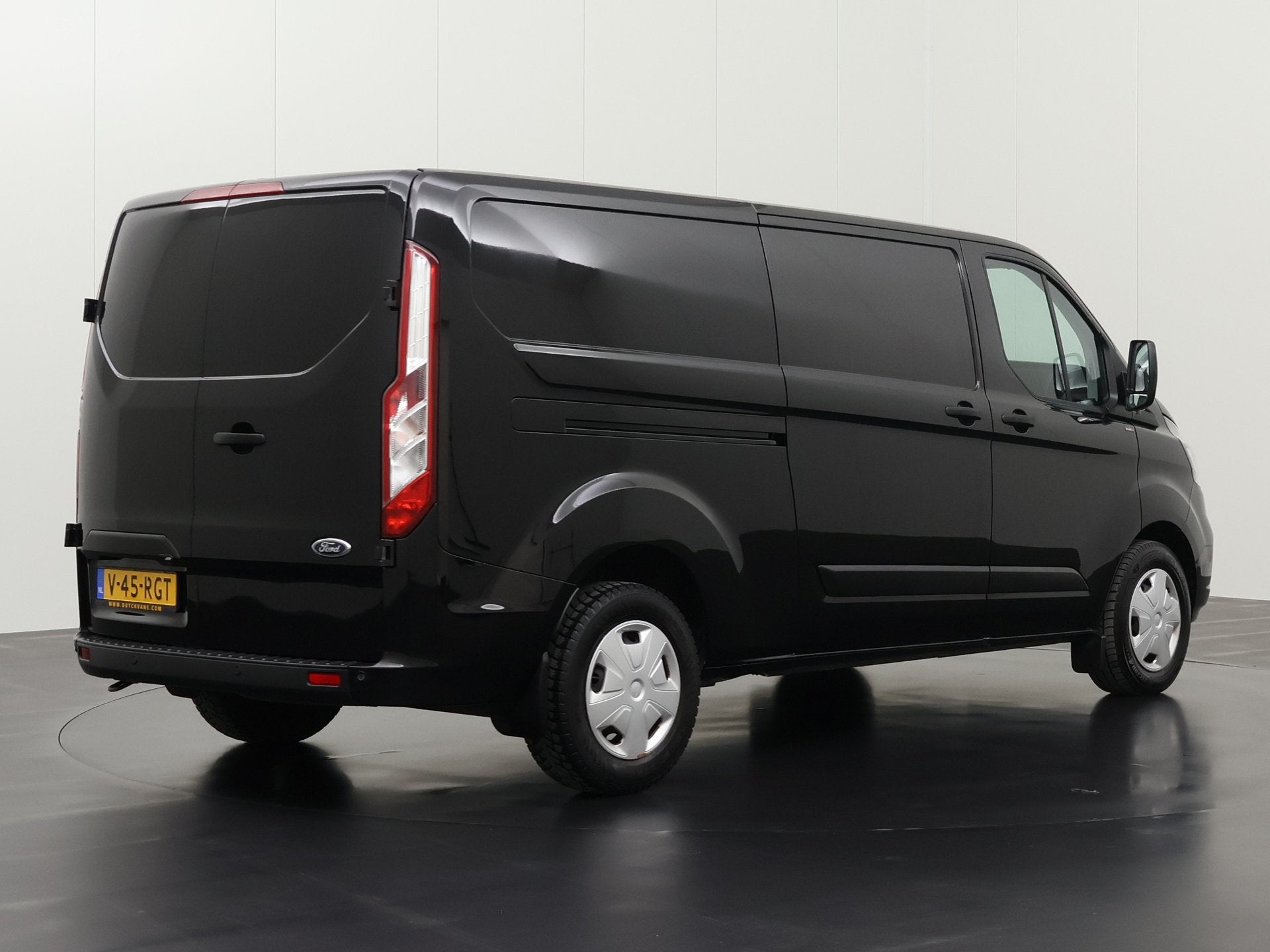 Ford Transit Custom 2.0TDCi 130PK Lang Limited | Leder | Nav, Auto's, Voorwielaandrijving, Dealer onderhouden, 15 km/l, Gebruikt