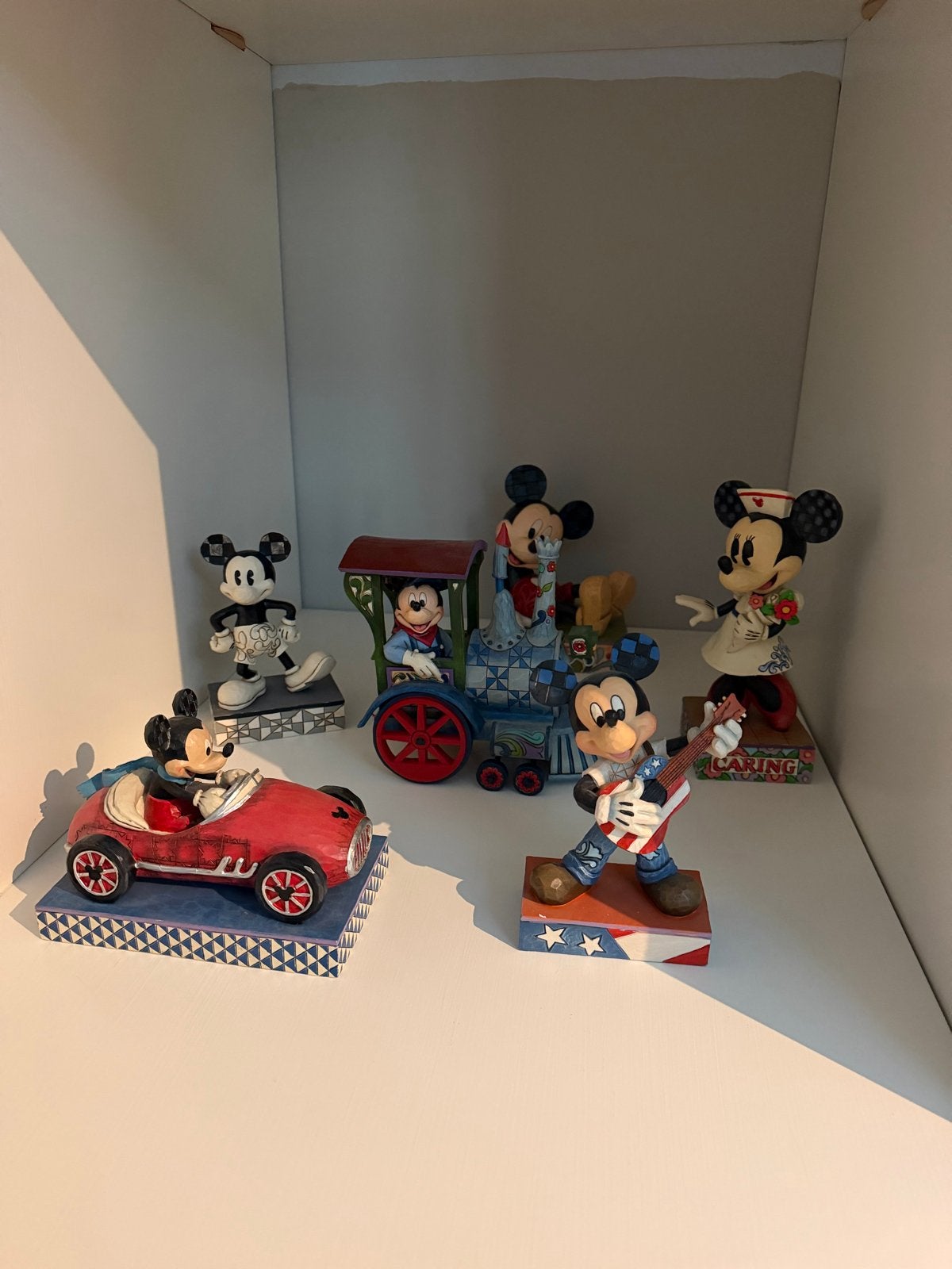 Disney Showcase Collection Beeldjes - Mickey Mouse en vriend, Ophalen of Verzenden, Mickey Mouse, Zo goed als nieuw, Beeldje of Figuurtje