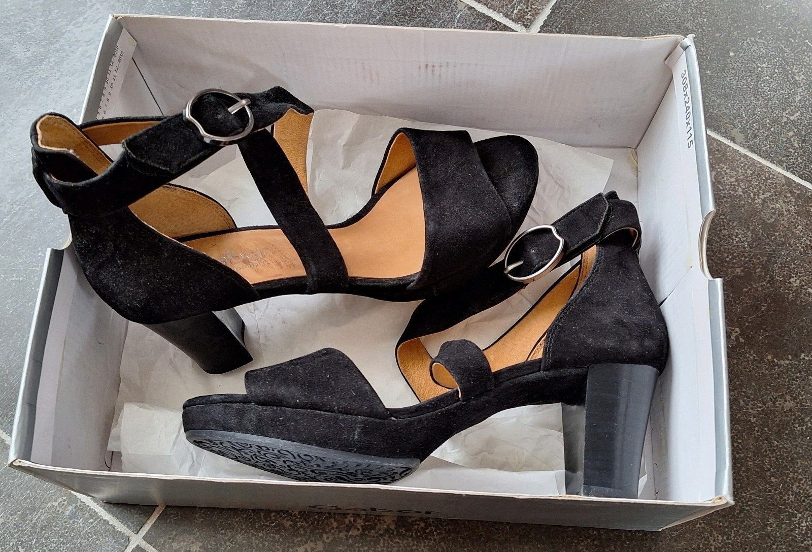 Nieuwe Gabor sandalen, maat 6,5, suede, leer gevoerd., Ophalen of Verzenden, Nieuw, Zwart, Sandalen of Muiltjes
