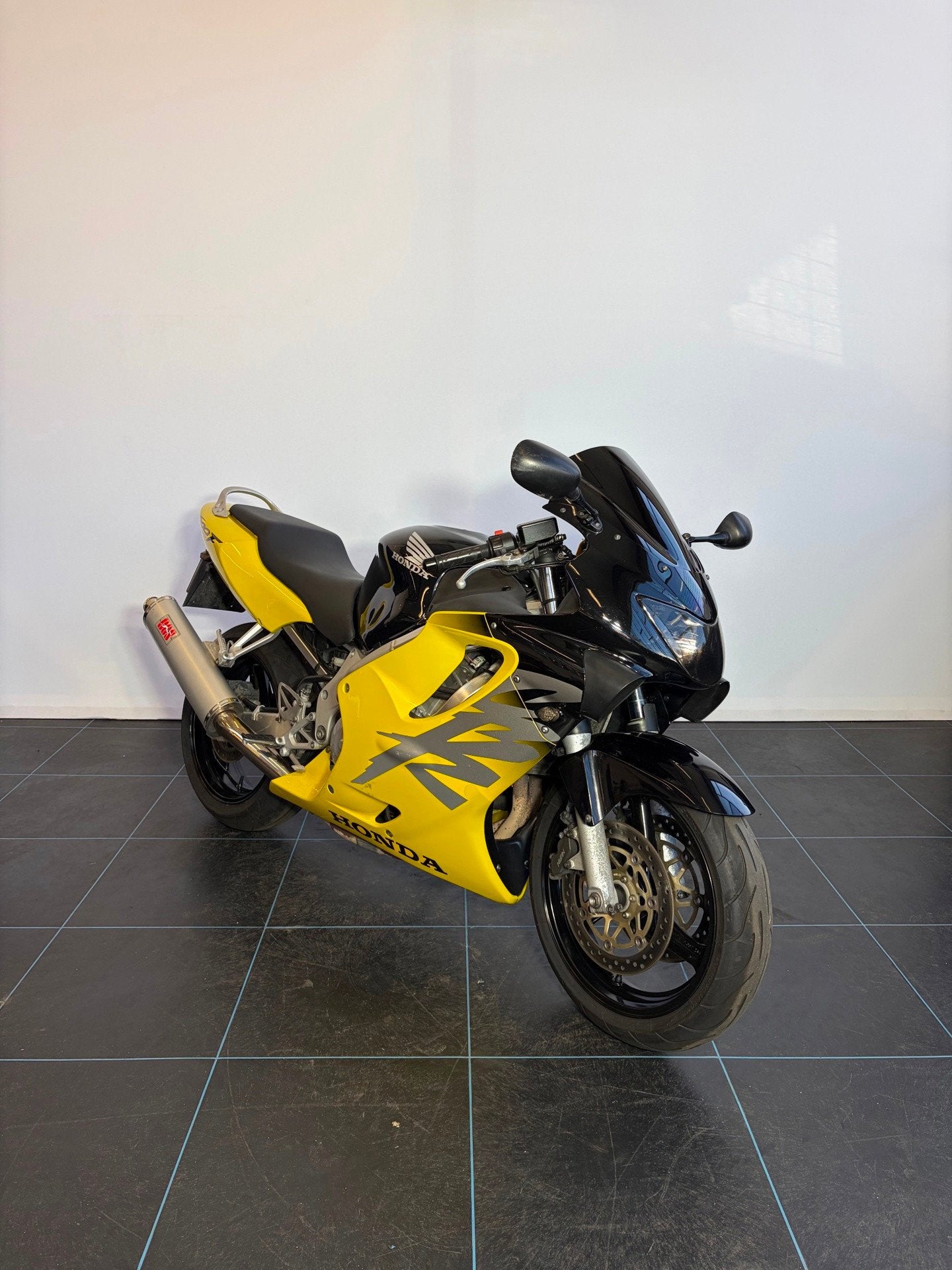 Honda Sport CBR 600F *Super netjes!, Sportuitlaat, Sport, Meer dan 35 kW, 599 cc