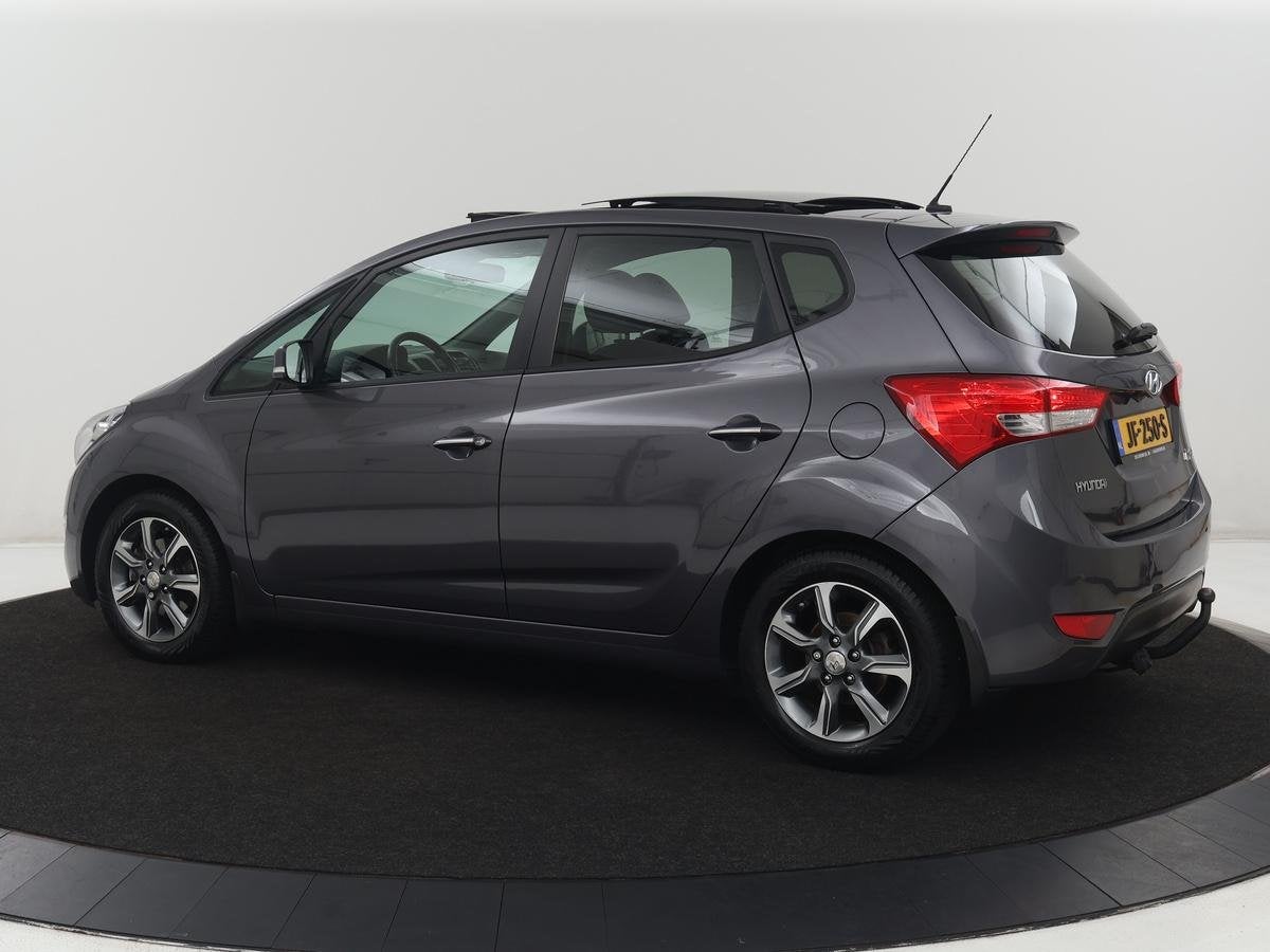 Hyundai ix20 1.6i Premium | Panoramadak | Stoel & Stuurverwa, Auto's, Hyundai, Voorwielaandrijving, Euro 5, 125 pk, Gebruikt