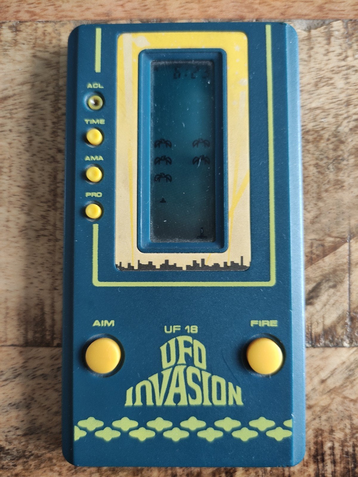 Vintage UFO Invasion Handheld Game - Made in Taiwan, Spelcomputers en Games, Spelcomputers | Overige, Ophalen of Verzenden, Overige merken