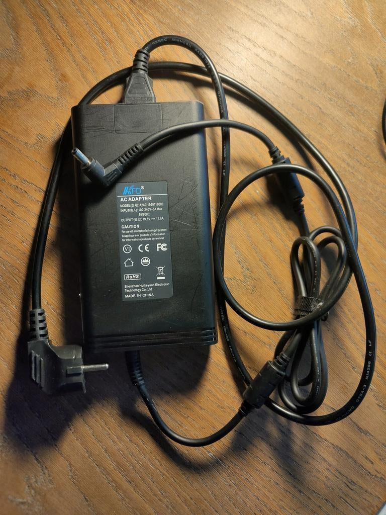 KFD AC Adapter Laptop Oplader 19.5V, plug 5,5 mm x 2,5 mm, Computers en Software, Laptop-opladers, Gebruikt, Ophalen of Verzenden