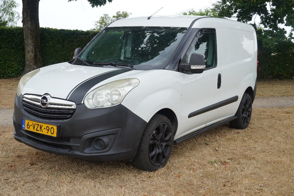 Opel Combo 1.6 D 66KW 2012 met nieuwe APK + Apple Carplay!, Auto's, 21 km/l, Euro 5, Stof, Zwart