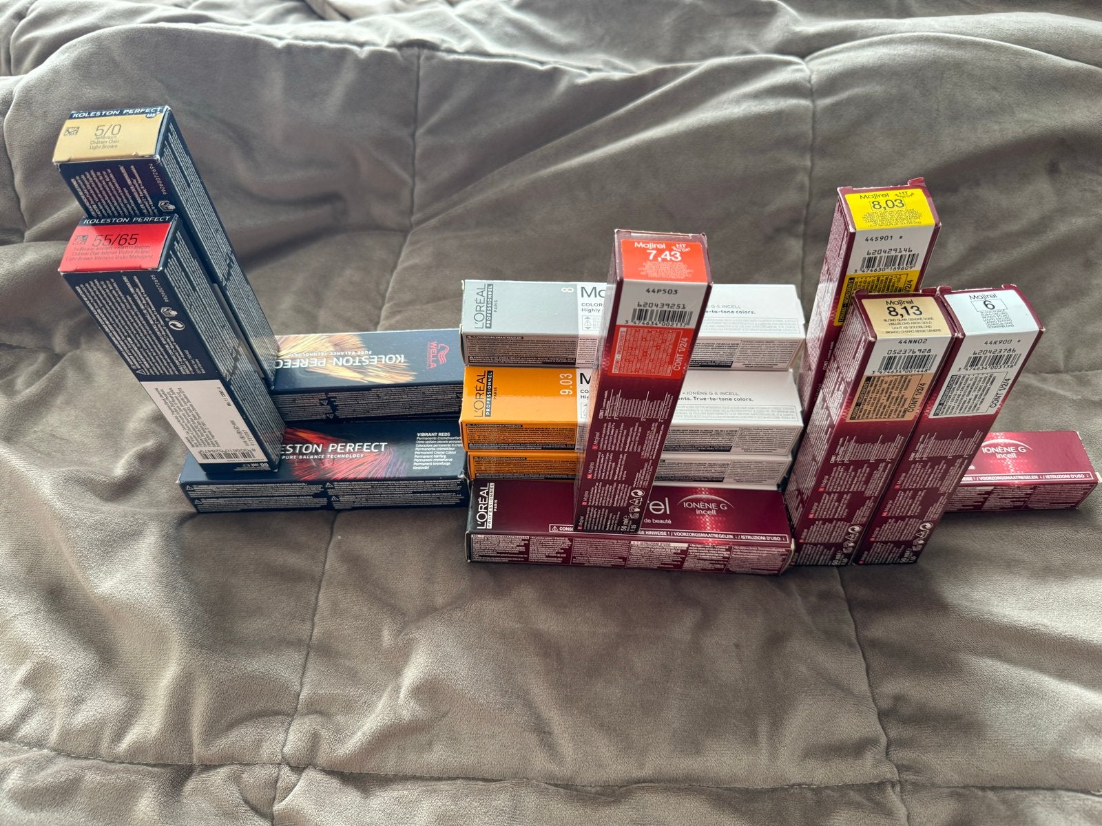 18 Nieuwe Haarverf Tubes - Ideaal voor Thuiskapster, Ophalen of Verzenden, Nieuw, Overige typen