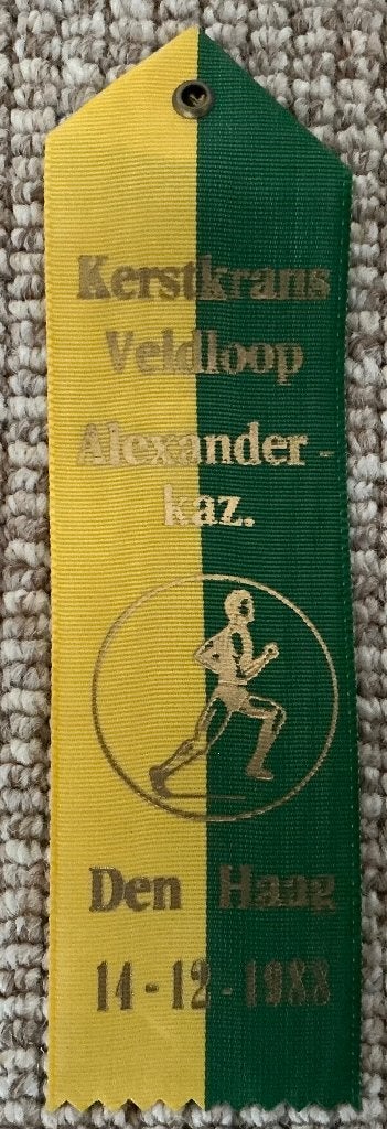 Vaantje Kerstkransloop Alexander Kazerne, Den Haag, 1988, Verzamelen, Ophalen of Verzenden, Gebruikt, Overige sporten, Vaantje of Sjaal