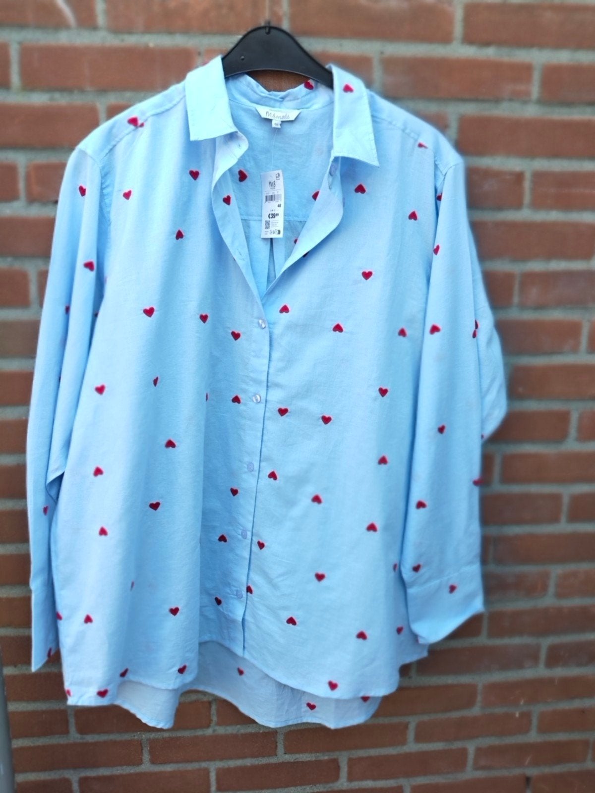 M.S. Mode Lichtblauwe Blouse met Rode Hartjes - Maat 48, Blauw, Maat 46/48 (XL) of groter, Nieuw, Ophalen of Verzenden