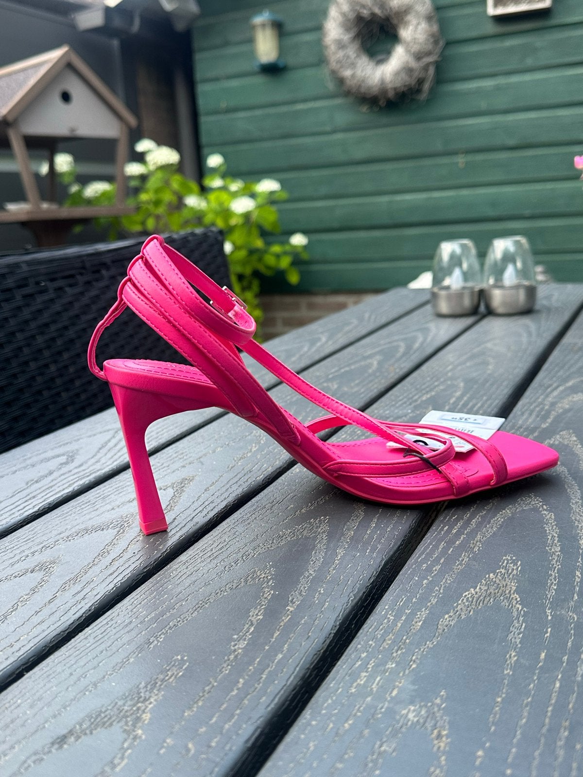 Nieuwe Bershka roze sandalen met hak - Maat 37, Ophalen of Verzenden, Nieuw, Roze, Sandalen of Muiltjes