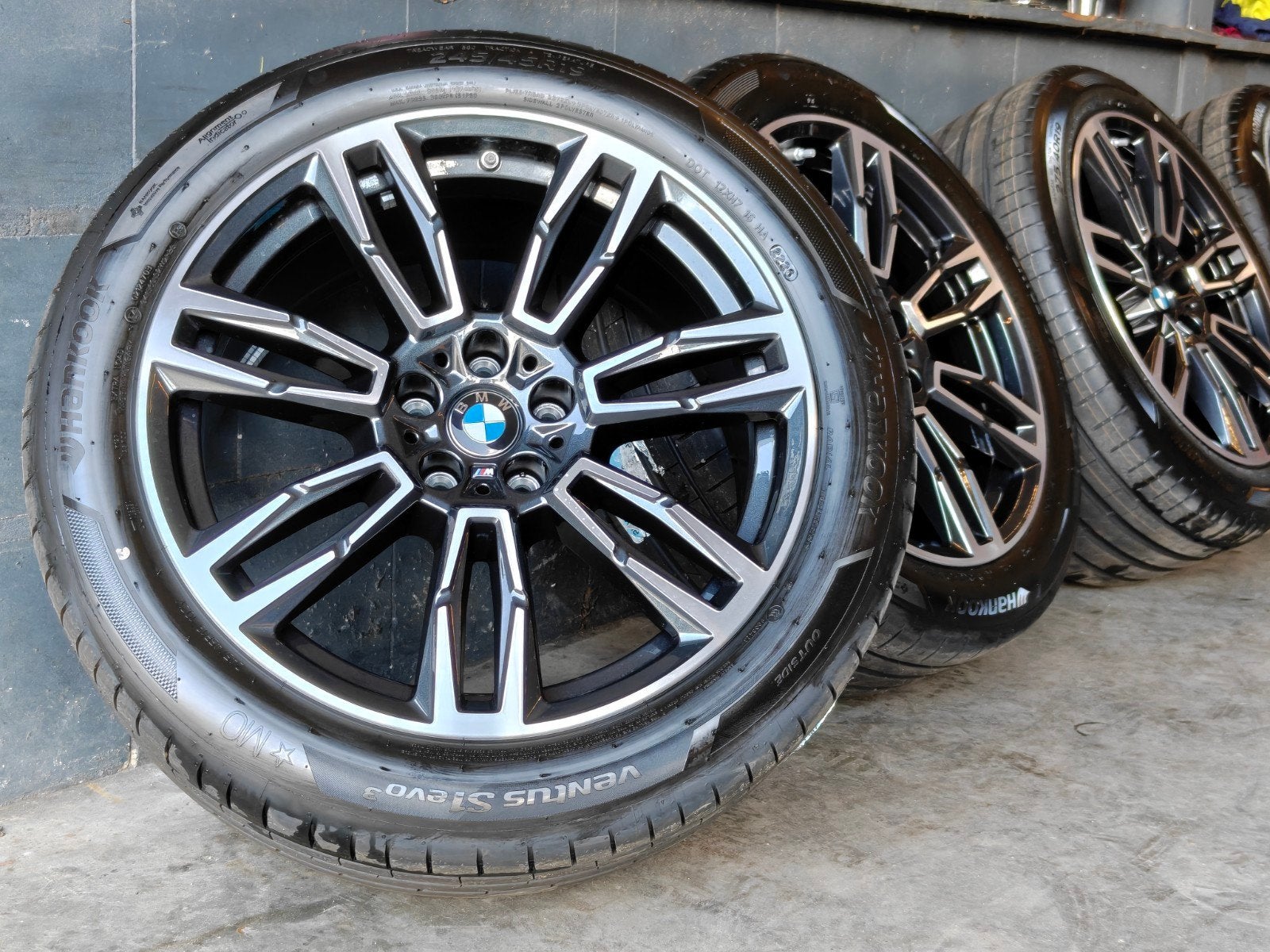 Originele BMW 5 Serie G60 G61 Zomerset Hankook TPMS Nieuw, 19 inch, 245 mm, Banden en Velgen, Nieuw