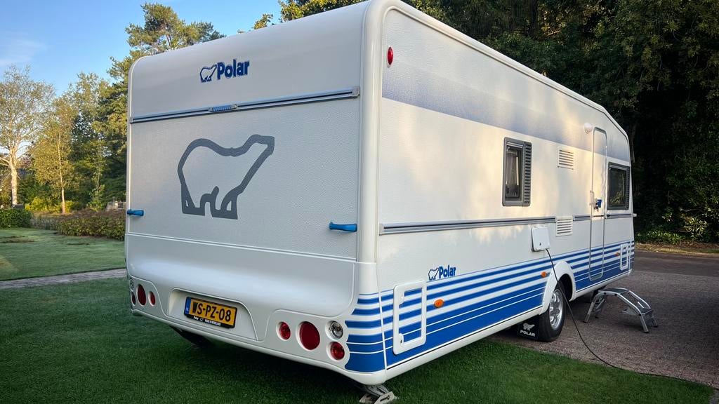 Uniek: zeldzaam mooie Polar 590 TR DB, Caravans en Kamperen, Rondzit, Frans bed, Particulier, Schokbreker