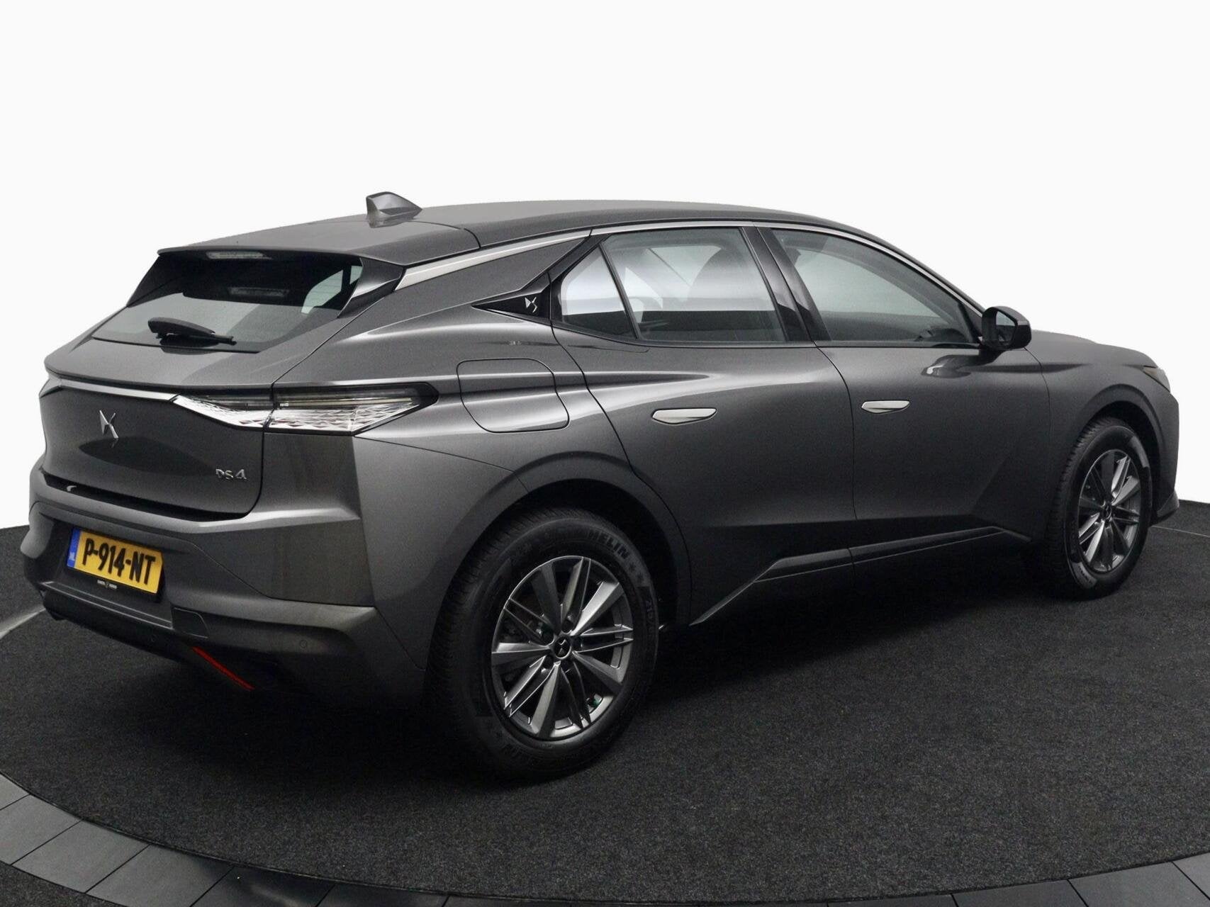Ds 4 1.2 PureTech Trocadero antraciet AUTOMAAT, Auto's, DS, Gebruikt, Euro 6, 1199 cc, Automatische klimaatregeling