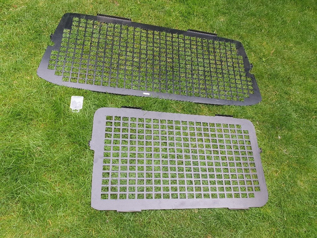 Anti inbraak roosters voor VW Transporter T5., Ophalen, Gebruikt, Volkswagen