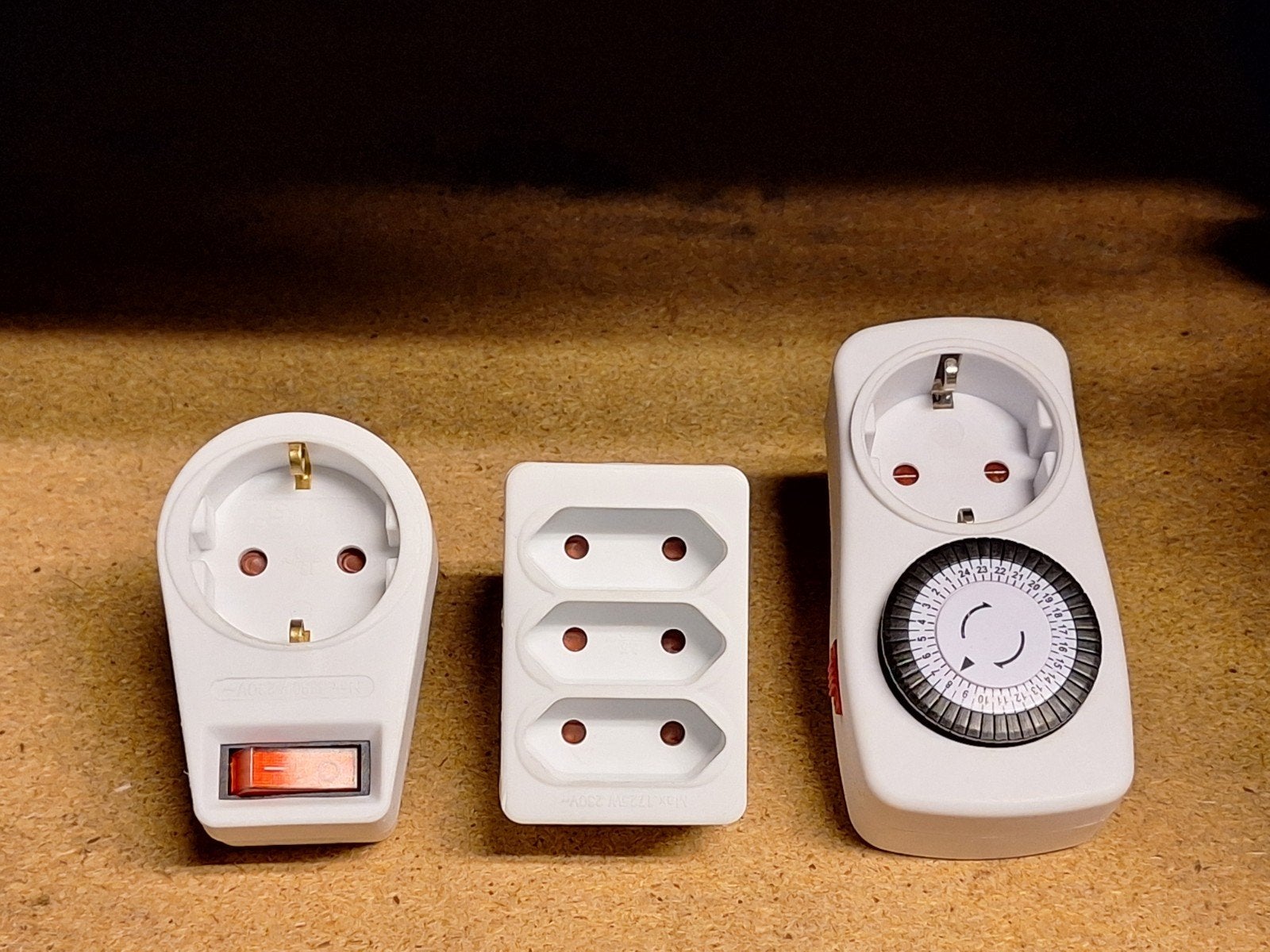 Tijdschakelaar en stekker adapters, Ophalen, Zo goed als nieuw, Overige typen