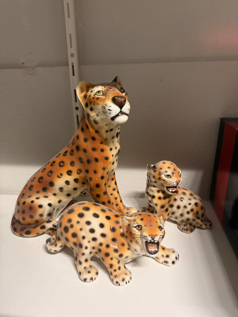 Ronzan beeldjes, Ophalen, Zo goed als nieuw