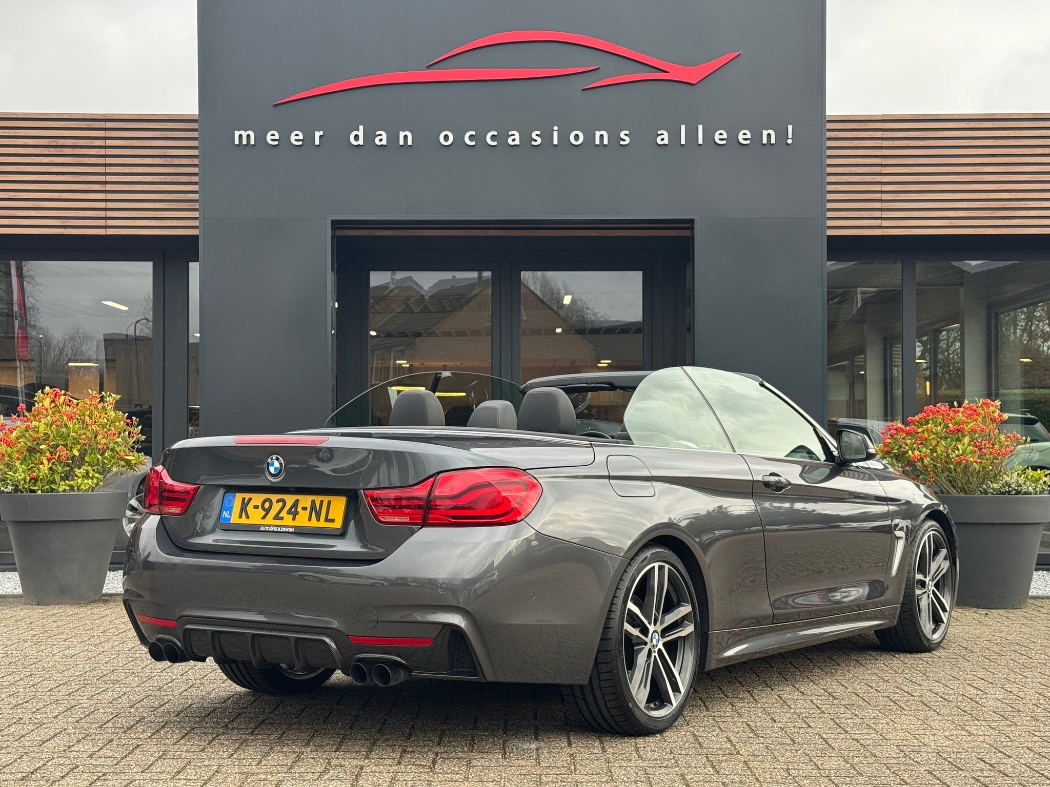BMW 4 Serie 420i Cabrio M-Sport Heat up-360 Camera-Keyless e, Auto's, Gebruikt, Euro 6, 4 stoelen, Bedrijf