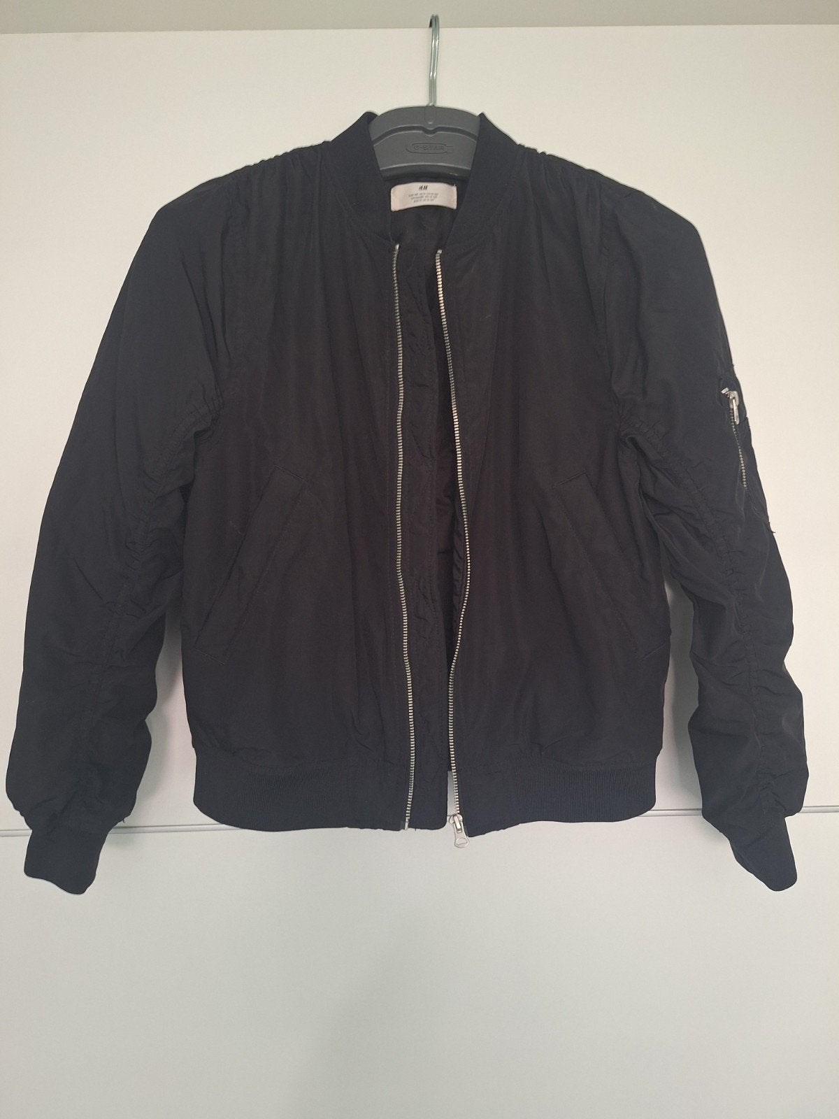H&M Zwarte Bomberjack Maat 158 (12-13 jaar), Ophalen, H&M, Zwart, Zo goed als nieuw