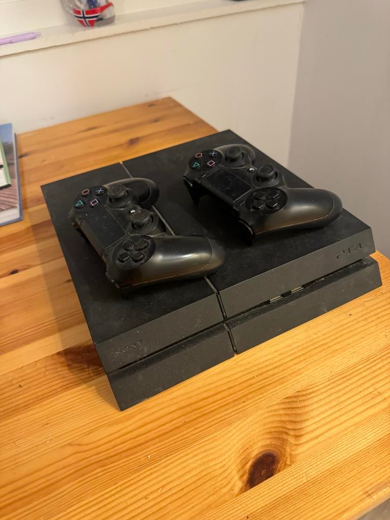 PlayStation 4 (PS4) met 3 spellen, Gebruikt, 1 speler, Vanaf 16 jaar, Ophalen