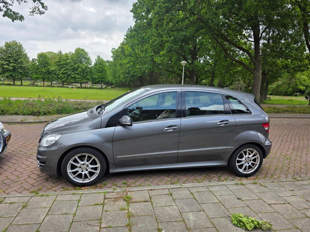 Mercedes-Benz B-Klasse 1.5 B150 5DRS CVT 2009 Grijs, Auto's, 1498 cc, 14 km/l, Particulier, 1000 kg