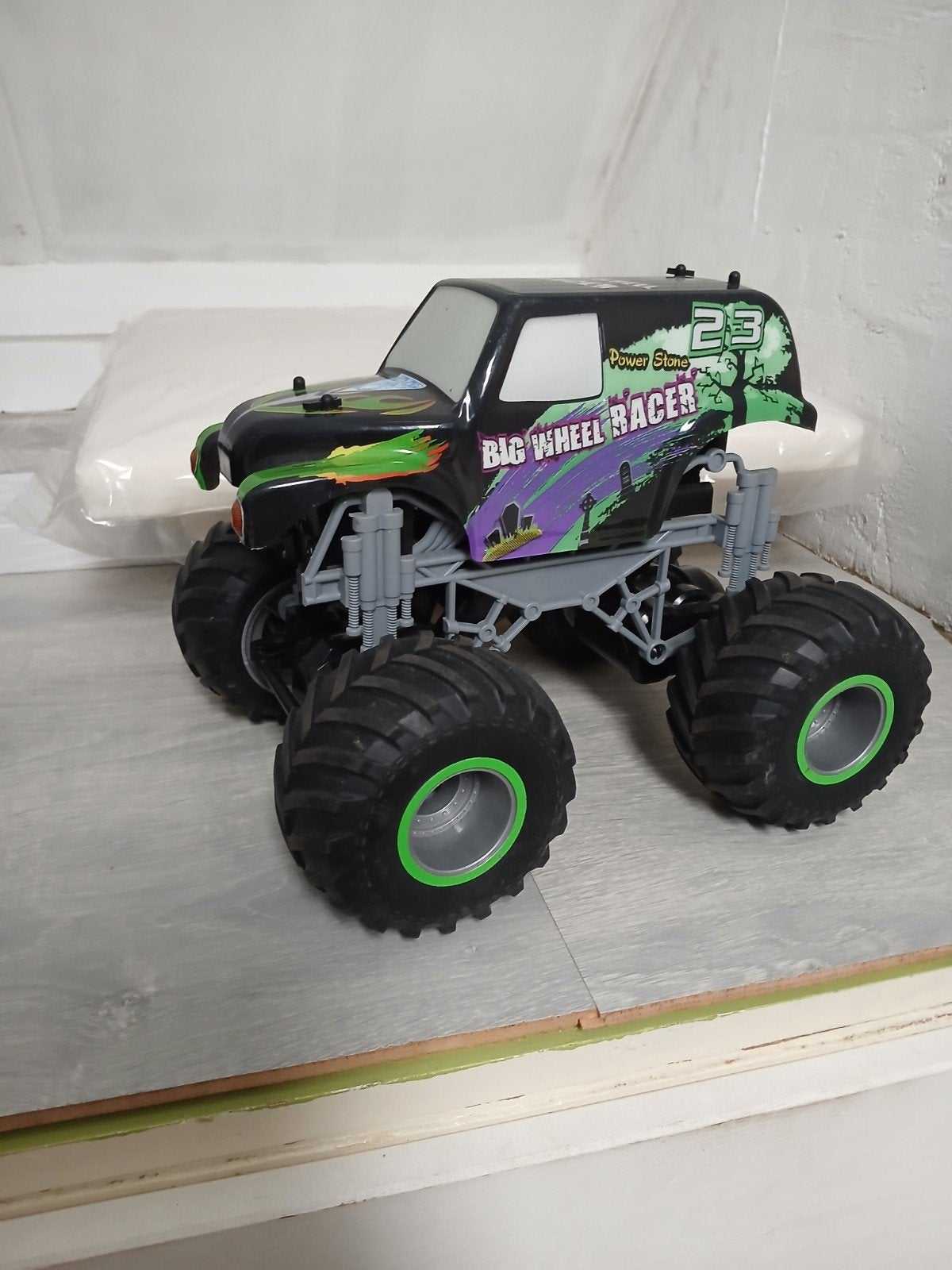 bestuurbare auto zonder afstandbedining, Ophalen, Gebruikt, Overige schalen, Auto offroad
