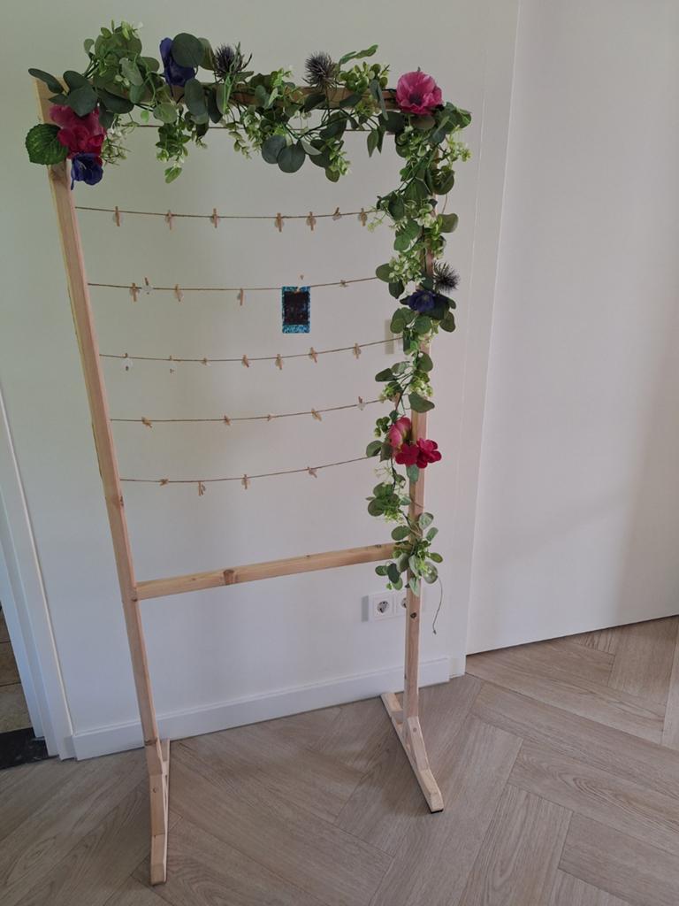 Houten bruiloft prikbord met bloemen, Ophalen, Zo goed als nieuw, Geboorte of Huwelijk