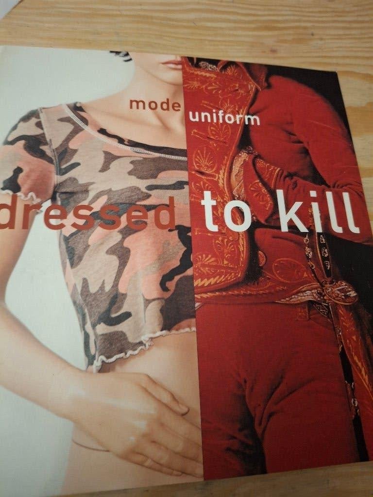 Dressed to kill Mode/uniform, Gelezen, Verzenden, Mariska Pool, Mode algemeen