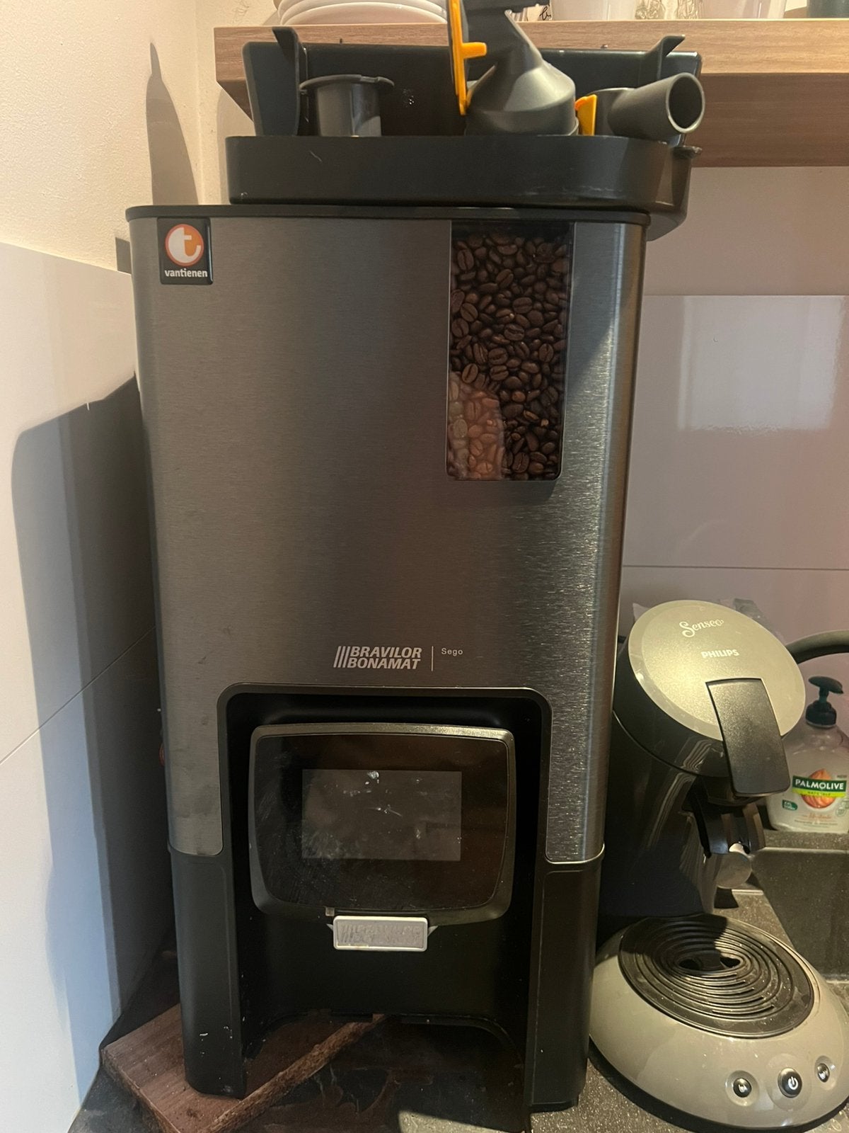 Koffieapparaat, 10 kopjes of meer, Ophalen of Verzenden, Zo goed als nieuw, Koffiemachine