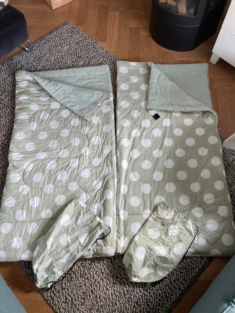 2x kinderslaapzak Hema groen, Ophalen of Verzenden, Zo goed als nieuw
