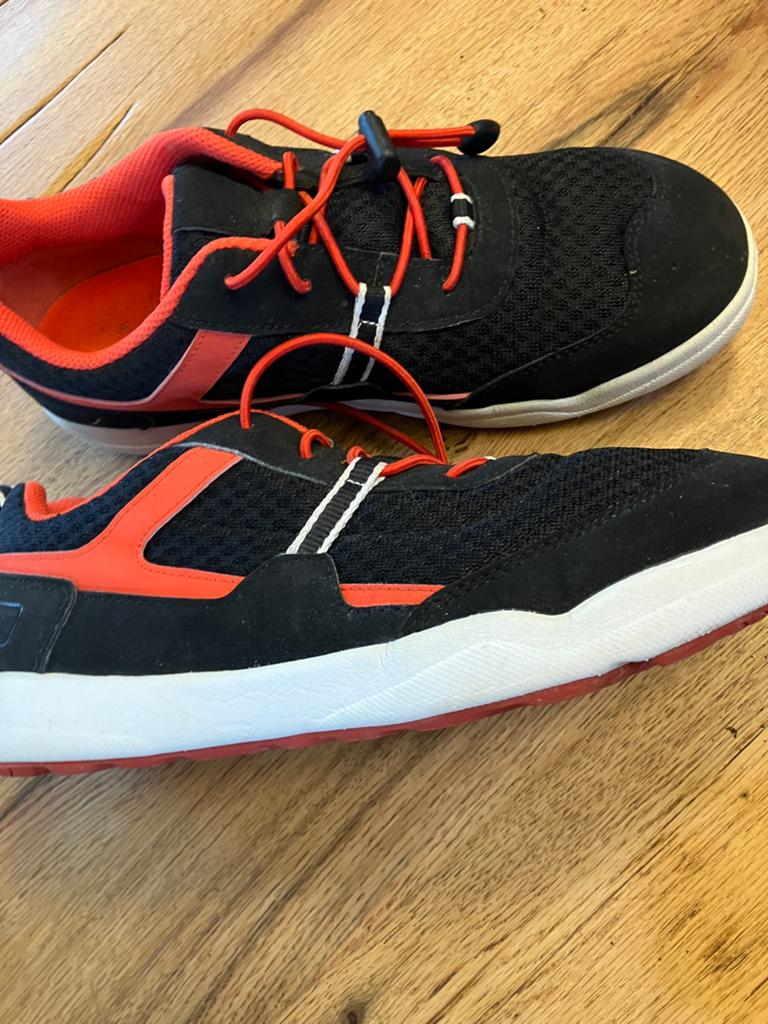 Zgan sneakers Ecco mt 39, Kleding | Dames, Schoenen, Ophalen of Verzenden, Zo goed als nieuw, Sneakers of Gympen